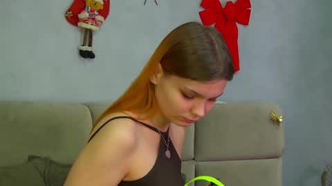 BellaMarebelle online show from December 22, 4:09 am