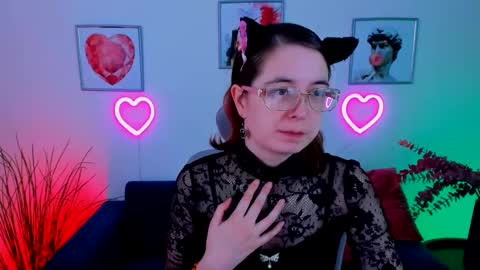 Snapshot of bellatrixllestrange chatting on December 19, 4:46 pm Bella. Ntmu online show from December 19, 4:46 pm