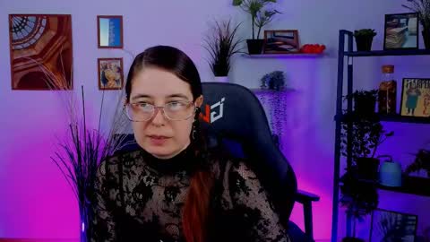 Snapshot of bellatrixllestrange chatting on January 9, 8:11 pm Bella. Ntmu online show from January 9, 8:11 pm