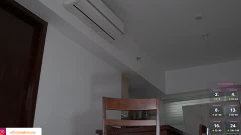 Belle Adrienne  IG  online show from April 4, 1:04 am