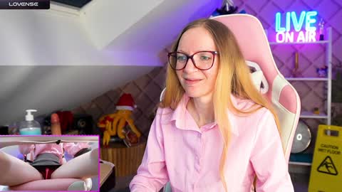 Alice online show from December 6, 7:54 am