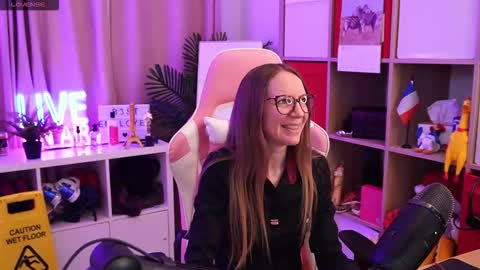 Alice online show from March 26, 7:47 am