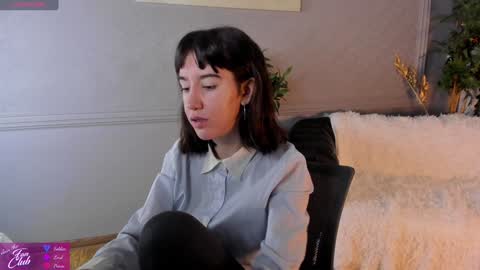 Bella online show from January 2, 10:16 am