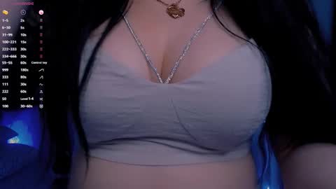 Snapshot of bellelovexx chatting on September 11, 1:06 am Hello I am kind friendly and cute girl online show from September 11, 1:06 am