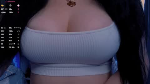 Snapshot of bellelovexx chatting on October 2, 9:27 am Hello I am kind friendly and cute girl online show from October 2, 9:27 am