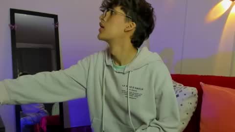 Neon online show from September 26, 11:03 am