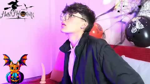 Neon online show from October 17, 11:24 am