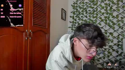 Neon online show from December 2, 11:15 am