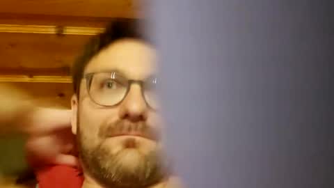 Snapshot of ben00189 chatting on February 24, 9:52 pm ben00189 online show from February 24, 9:52 pm