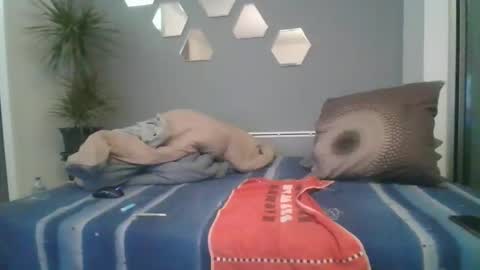 benbare13 online show from February 4, 6:38 pm