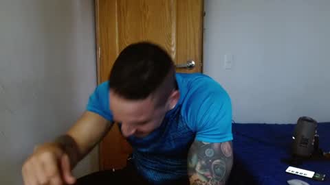 Snapshot of benjamin_isaac chatting on December 4, 10:41 pm benjamin_isaac online show from December 4, 10:41 pm