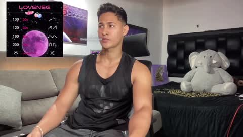 benjamincooperk online show from March 2, 12:42 am