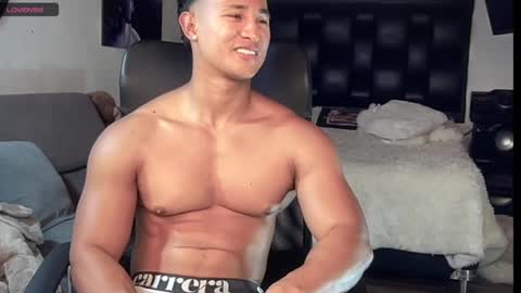 benjamincooperk online show from September 25, 2:32 pm