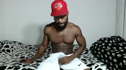 Snapshot of benkosmodel chatting on December 5, 5:04 am Benkos online show from December 5, 5:04 am