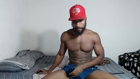 Snapshot of benkosmodel chatting on January 6, 1:31 am Benkos online show from January 6, 1:31 am