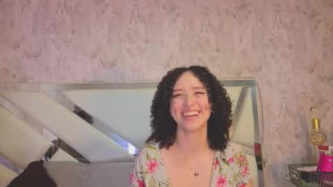 Snapshot of benny_and_mark chatting on March 4, 4:07 am Benny and Mark online show from March 4, 4:07 am