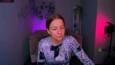 Snapshot of benny_duglas chatting on October 5, 9:18 am Benny online show from October 5, 9:18 am