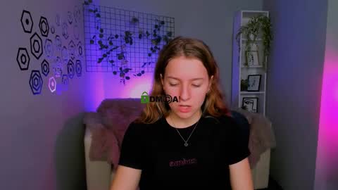 Snapshot of benny_duglas chatting on October 13, 11:21 am Benny online show from October 13, 11:21 am