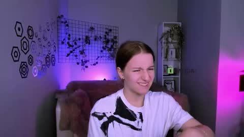 Snapshot of benny_duglas chatting on October 15, 12:27 pm Benny online show from October 15, 12:27 pm