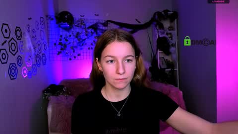 Snapshot of benny_duglas chatting on October 26, 10:32 am Benny online show from October 26, 10:32 am