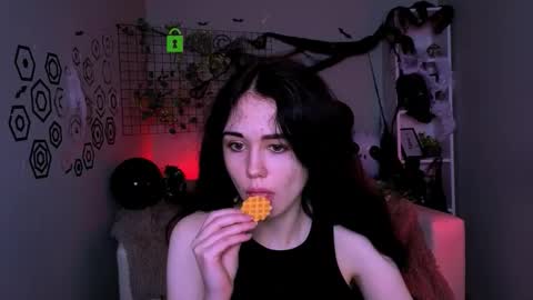 Snapshot of benny_duglas chatting on October 28, 10:19 am Benny online show from October 28, 10:19 am