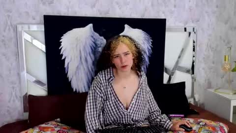 benny_wilson online show from September 25, 3:43 am