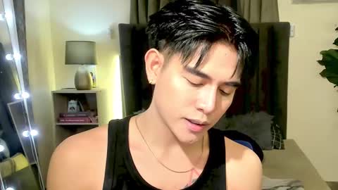 Snapshot of bentlyfuck chatting on November 27, 4:47 am bentlyfuck online show from November 27, 4:47 am