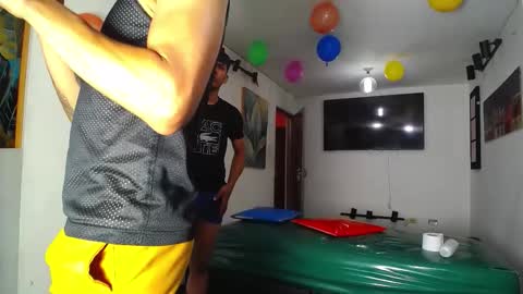 benz boys online show from February 20, 12:38 pm