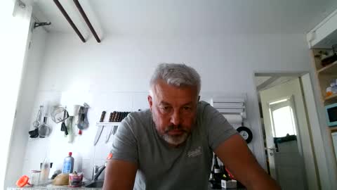 Snapshot of berg_boy chatting on September 25, 1:04 pm Martin online show from September 25, 1:04 pm