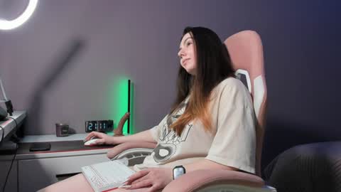 BeriesNiks online show from December 28, 2:10 pm