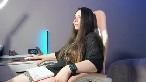 BeriesNiks online show from November 12, 7:24 pm