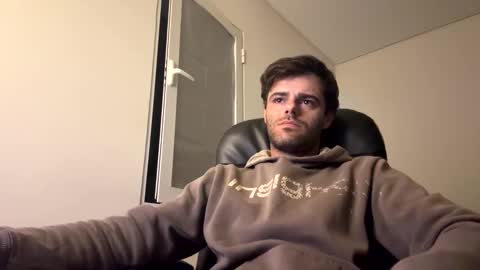 Snapshot of berltex chatting on December 2, 5:24 am Berltex online show from December 2, 5:24 am