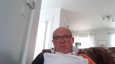 bernard1102 online show from January 23, 8:35 pm