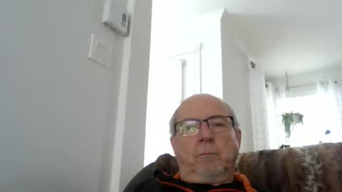 bernard1102 online show from February 26, 2:03 pm