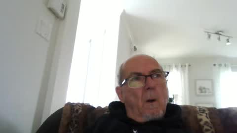 bernard1102 online show from September 14, 1:32 pm