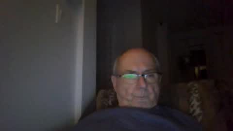 bernard1102 online show from October 3, 12:40 am