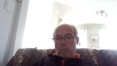 bernard1102 online show from October 19, 6:19 pm