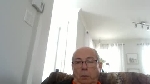 bernard1102 online show from February 26, 3:00 pm