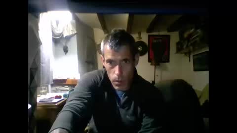 Snapshot of bernichaoss77 chatting on January 19, 7:04 pm bernichaoss77 online show from January 19, 7:04 pm