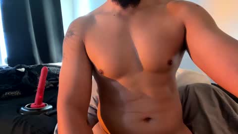 Snapshot of berriess_ chatting on December 6, 1:44 pm berriess_ online show from December 6, 1:44 pm