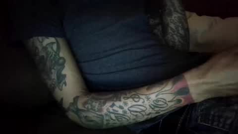 Snapshot of bertdollaz757 chatting on January 18, 2:03 am ToxicPipe757 online show from January 18, 2:03 am