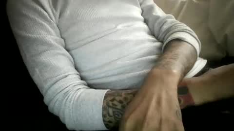 Snapshot of bertdollaz757 chatting on February 5, 4:36 pm ToxicPipe757 online show from February 5, 4:36 pm