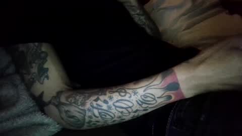 Snapshot of bertdollaz757 chatting on February 19, 1:51 am ToxicPipe757 online show from February 19, 1:51 am