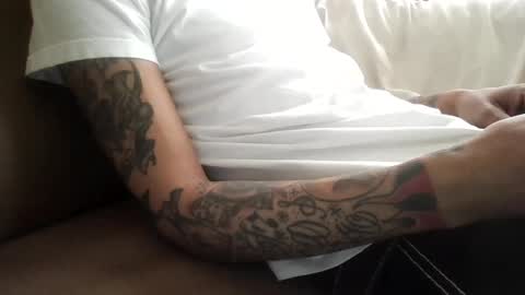 Snapshot of bertdollaz757 chatting on February 22, 4:51 pm ToxicPipe757 online show from February 22, 4:51 pm