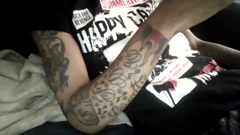 Snapshot of bertdollaz757 chatting on September 17, 3:57 pm ToxicPipe757 online show from September 17, 3:57 pm