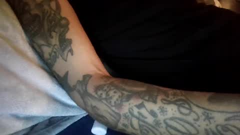 Snapshot of bertdollaz757 chatting on September 28, 2:06 am ToxicPipe757 online show from September 28, 2:06 am