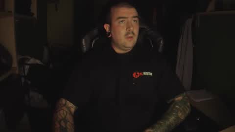 berto3389 online show from September 17, 6:09 pm