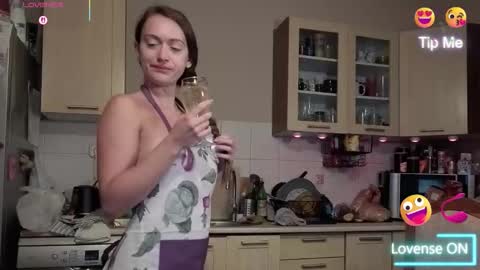 Snapshot of bestchick chatting on October 8, 6:38 pm Adria online show from October 8, 6:38 pm