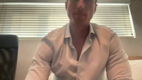 Snapshot of bestcoast35 chatting on November 3, 8:21 pm Bestcoast3579 online show from November 3, 8:21 pm