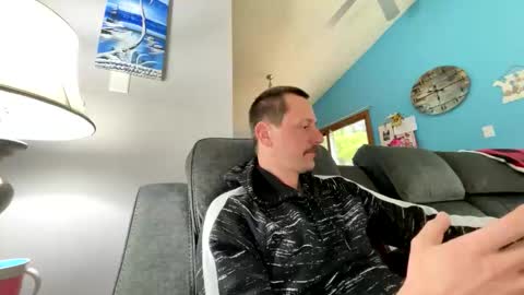 bestfriend123456 online show from March 5, 3:19 pm